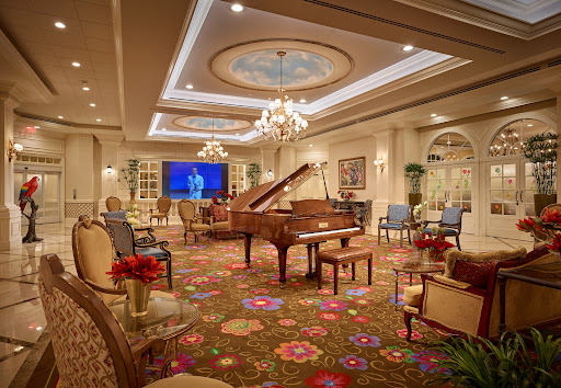 The Palace Renaissance & Royale