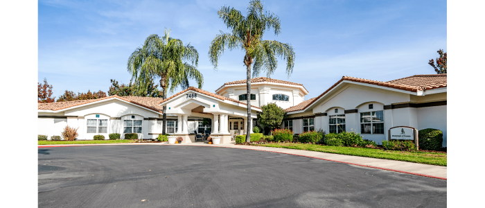 Foto de Westmont en Fresno: Vista panorámica del campus y comunidad estudiantil