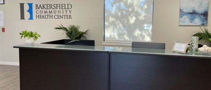 Bakersfield Community Health Center 1 Centro de Salud Comunitario de Bakersfield – Servicios Médicos, Atención Integral y Bienestar