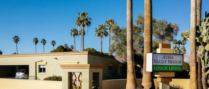 Atria Valley Manor – Mansión de lujo en el valle, arquitectura elegante y vistas panorámicas