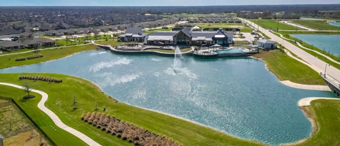Del Webb Fulshear: Comunidad Activa 55+ para Adultos, Viviendas de Calidad y Estilo