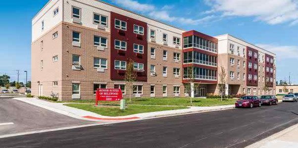 Senior Suites of Bellwood – Apartamentos de lujo para adultos mayores en Bellwood, comodidad y estilo