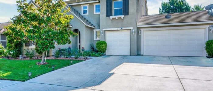 Eastvale Meadows – Vista panorámica del prado natural y sus verdes colinas